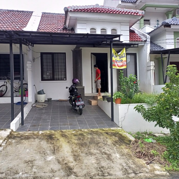 Rumah Disewakan di Taman Simpruk Sriwijaya Lippo Cikarang 